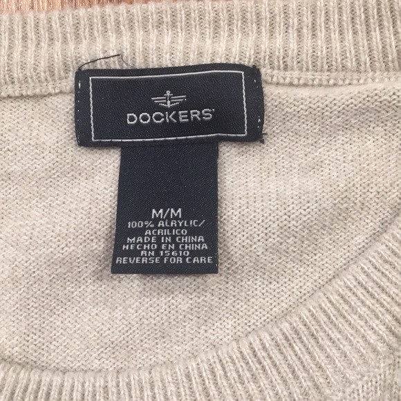 Like new argyle sweater. - Picture 3 of 3